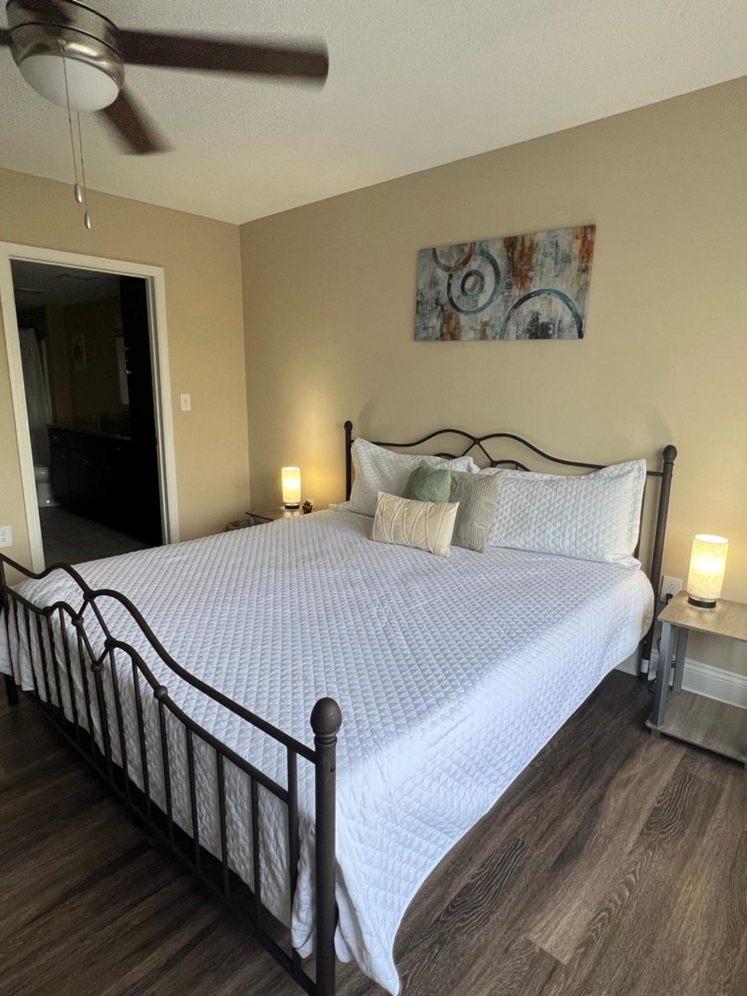 Spacious 2 Bed, 2 Bath Uptown Gem In The Heart Of The City-Parking-Wi-Fi-Balcony Cgv Charlotte Ngoại thất bức ảnh