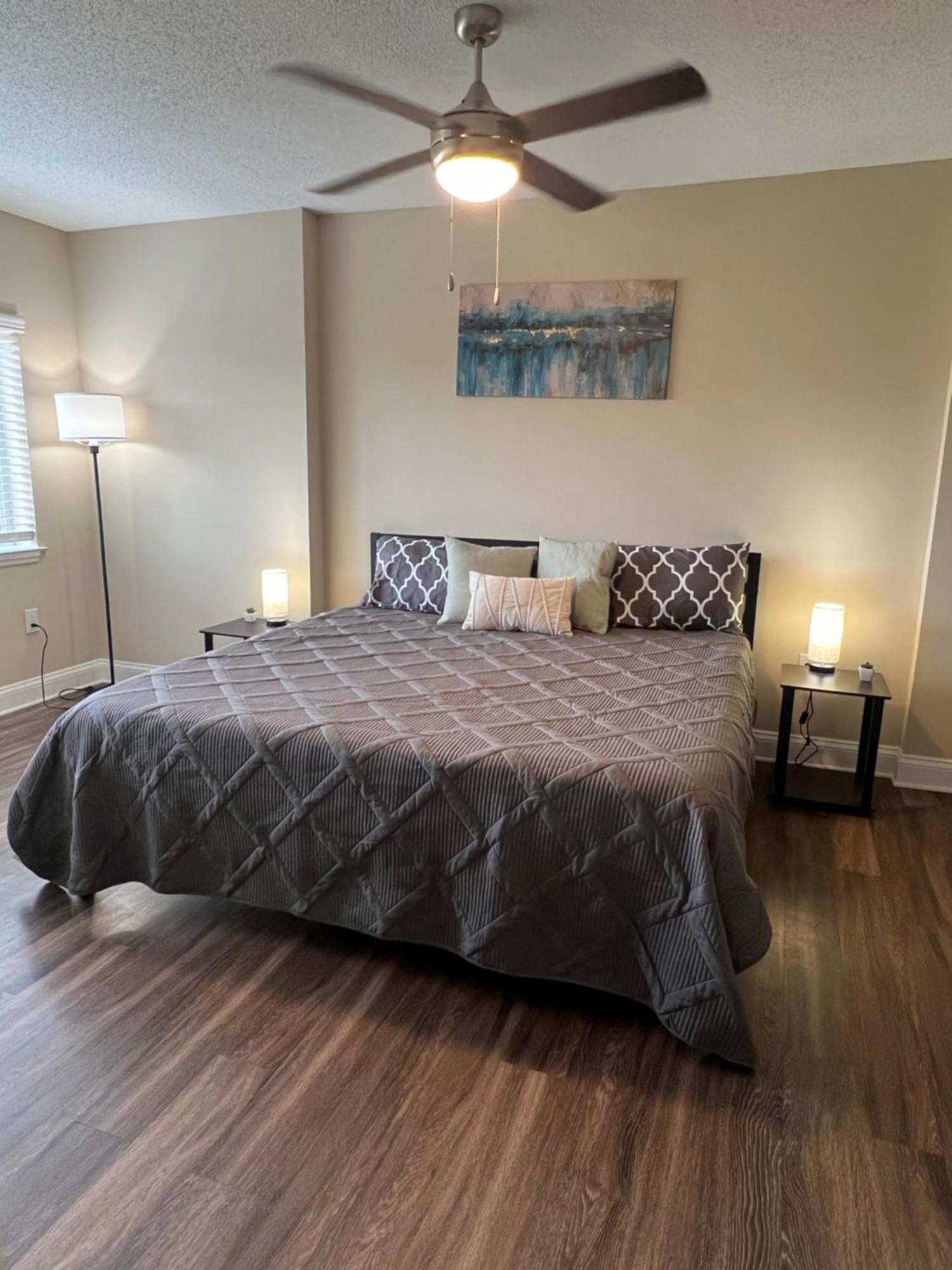 Spacious 2 Bed, 2 Bath Uptown Gem In The Heart Of The City-Parking-Wi-Fi-Balcony Cgv Charlotte Ngoại thất bức ảnh